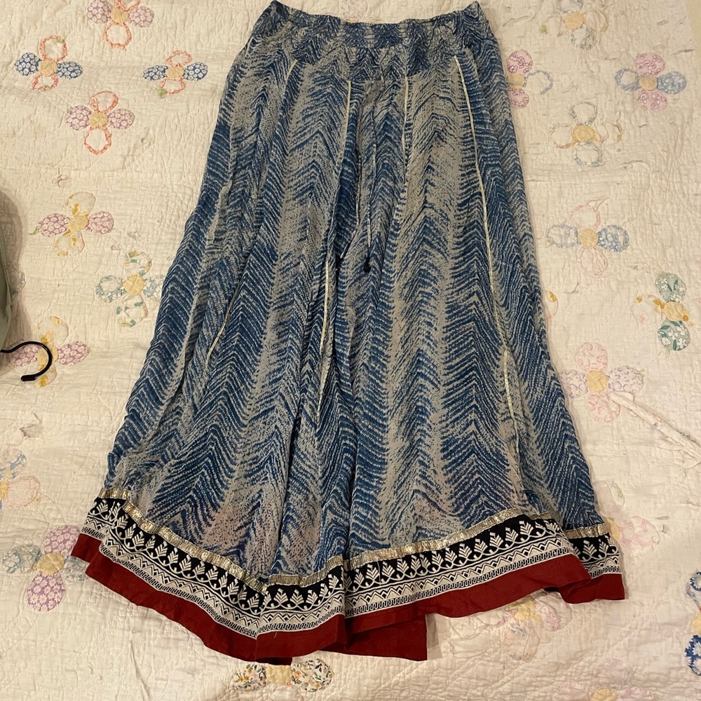 Skirt